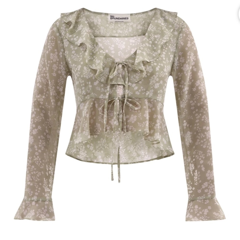 No Boundaries Women’s Ruffle Woven Top